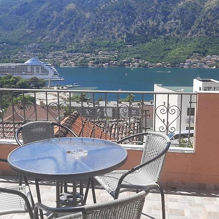 Apartments Krivokapic Котор Екстериор снимка